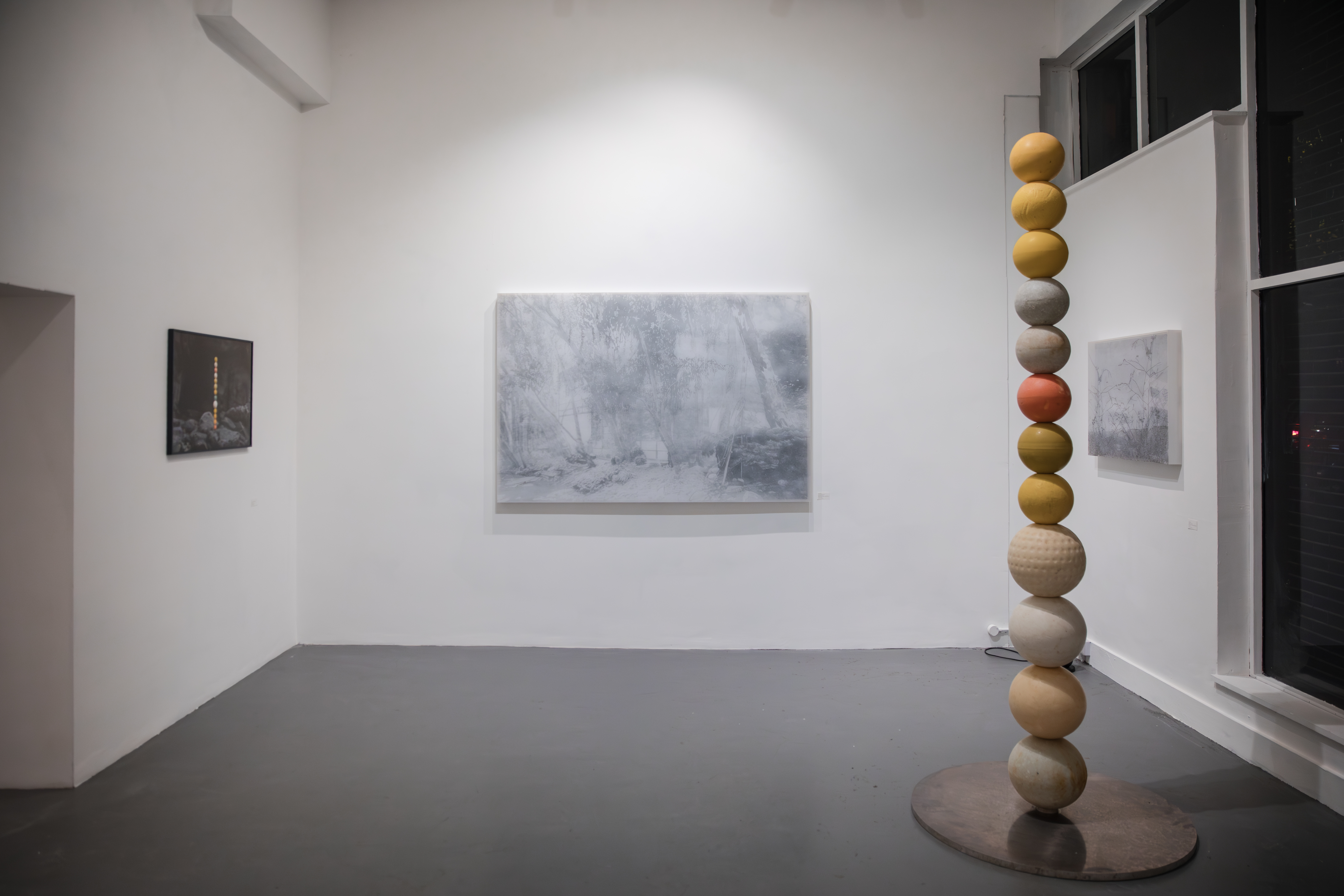 Modern art gallery in Studio 1, featuring minimalistic decor for intimate events.