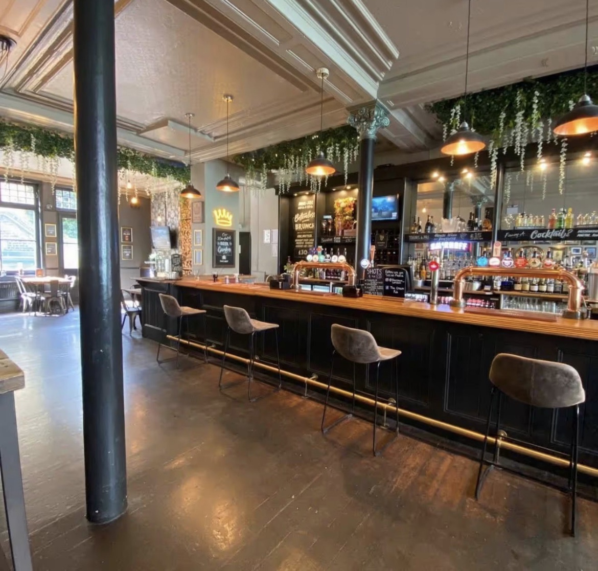  The Crown London - image 7