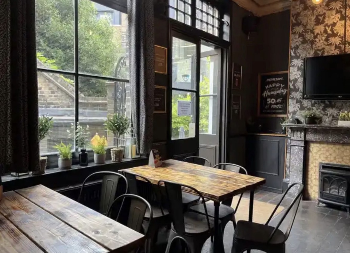  The Crown London - image 6