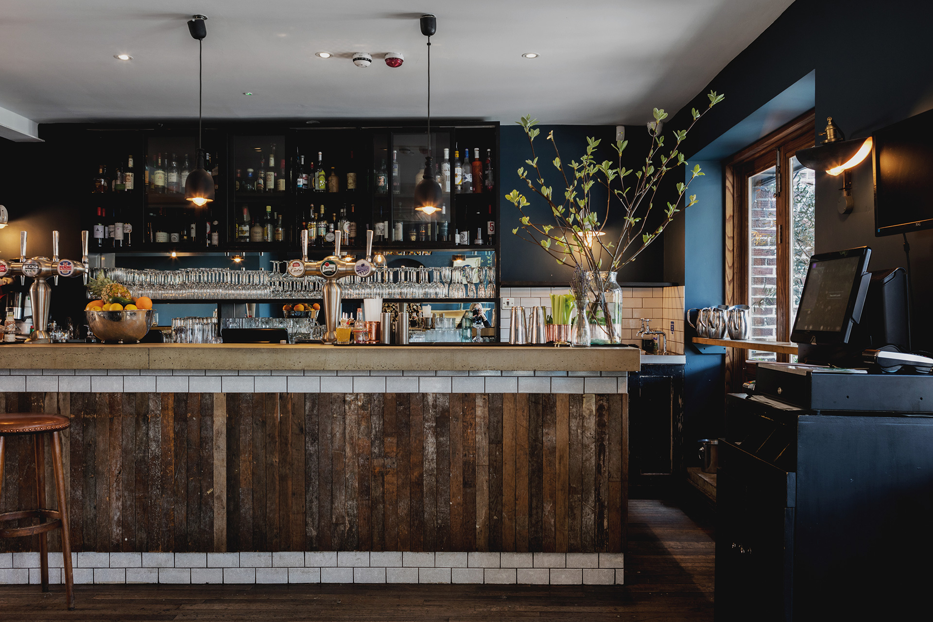 Upstairs - 1969db9d-73f2-4b50-b3a4-7b0ed175ea12.webp