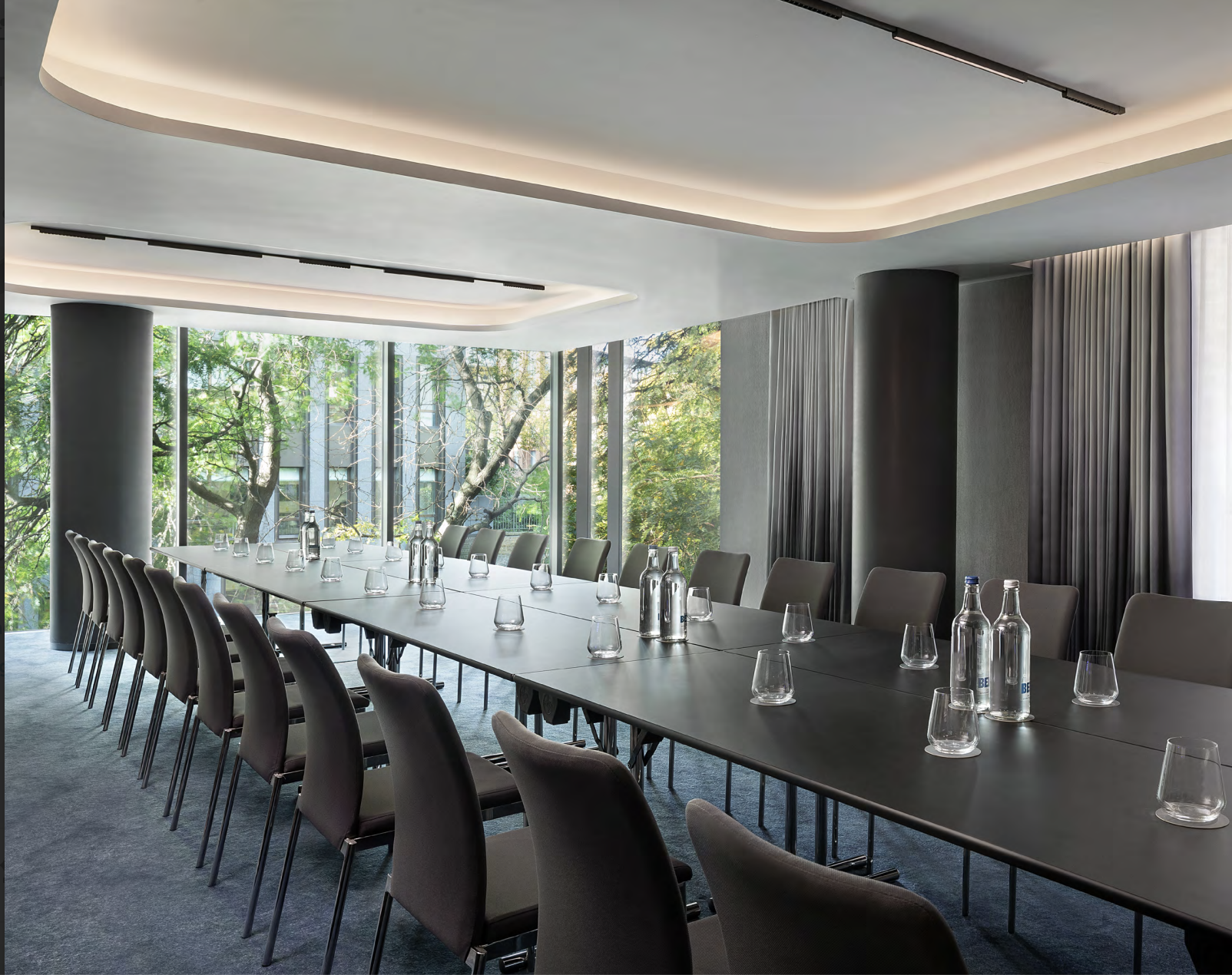 Executive Boardroom at The Westin London City with natural light, perfect for meetings.