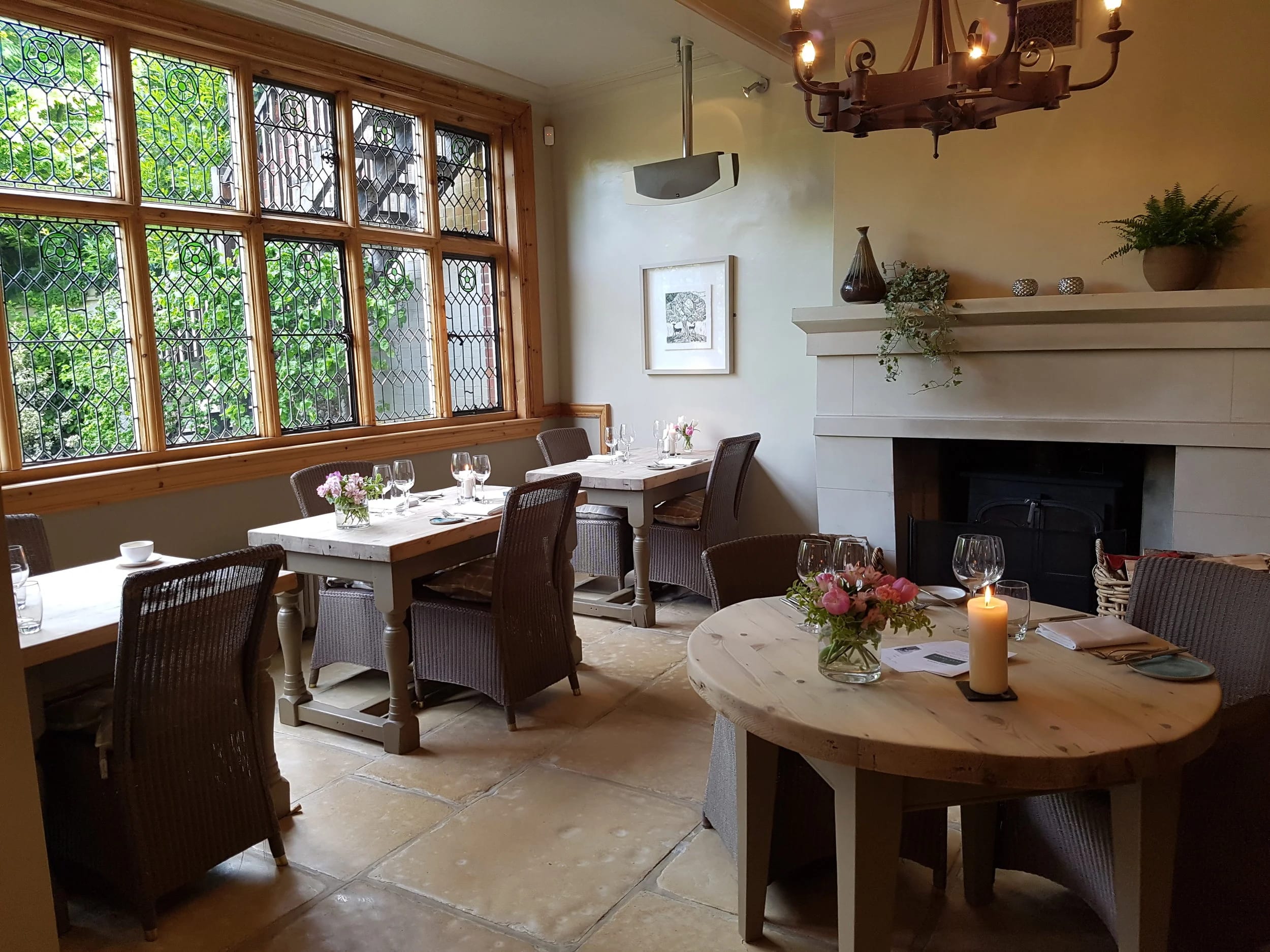 Downstairs Dining Room - 45227b9e-e4e2-4365-a479-9340150a6dfb.jpg