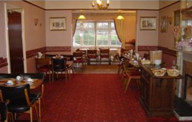 Cozy meeting space in Park Hotel Ilford, perfect for gatherings and networking.