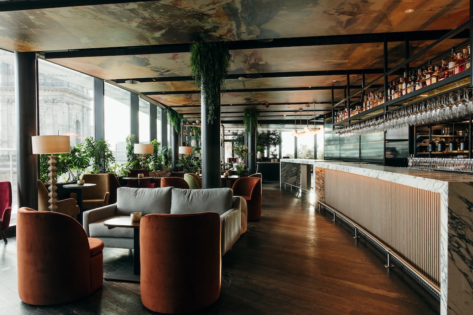 Point Blank Leeds bar: VIP cocktail event, luxury atmosphere