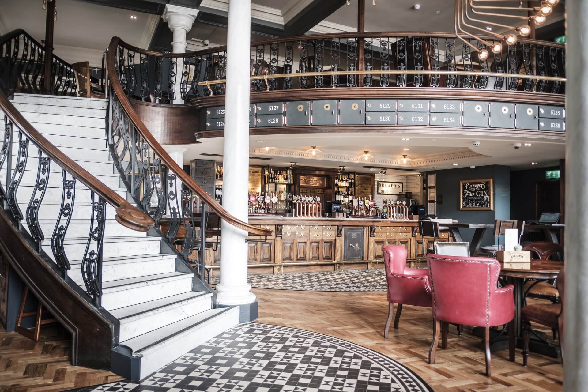 Gallery Bar - 1b82357d-a441-42d8-9f6f-fff2f01b808b.jpeg