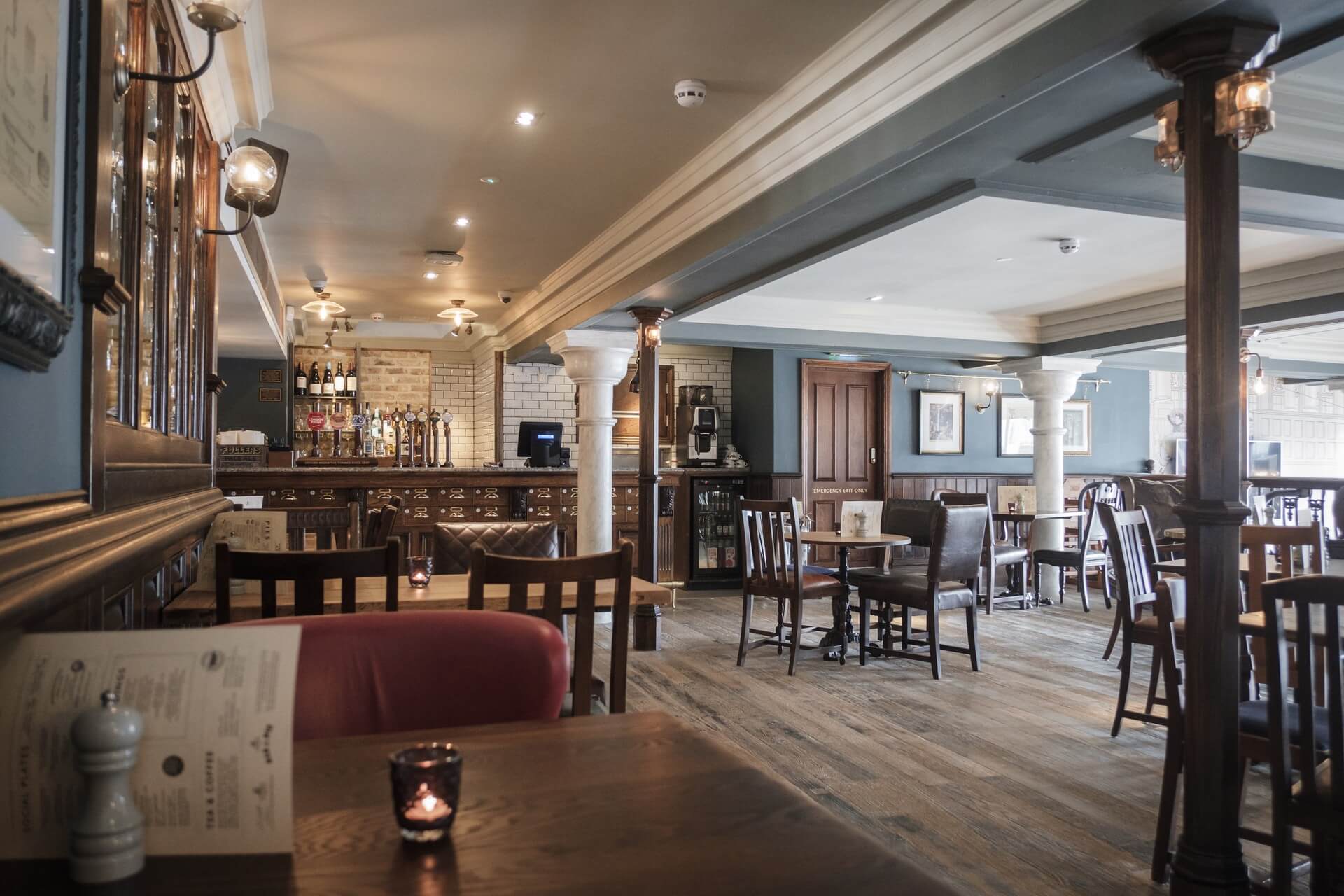 Gallery Bar - 8d0bdb77-e0d6-4aae-849c-b8cc21a189c6.jpeg