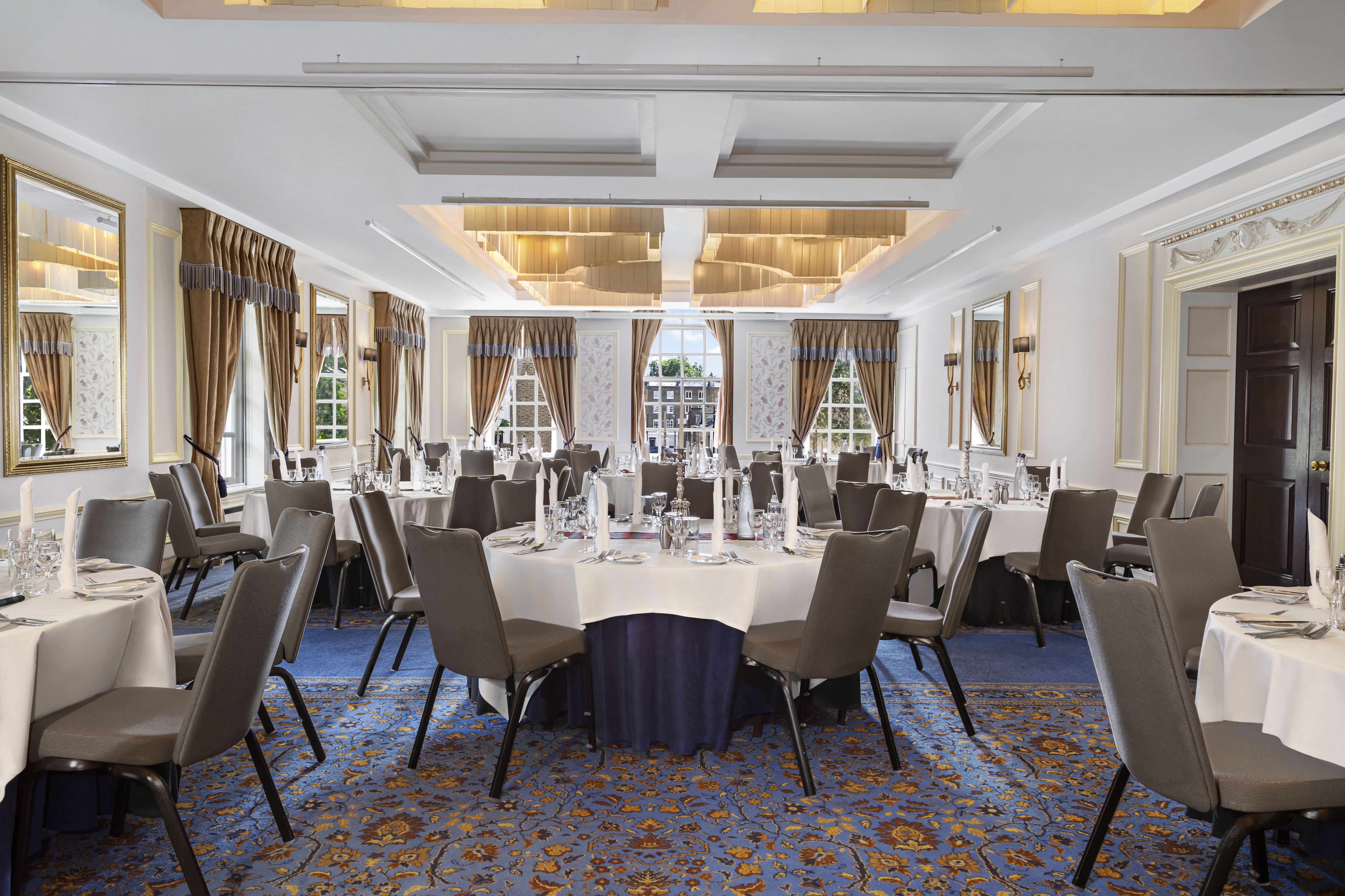 Johnnie Walker banquet event, upscale dinner reception.