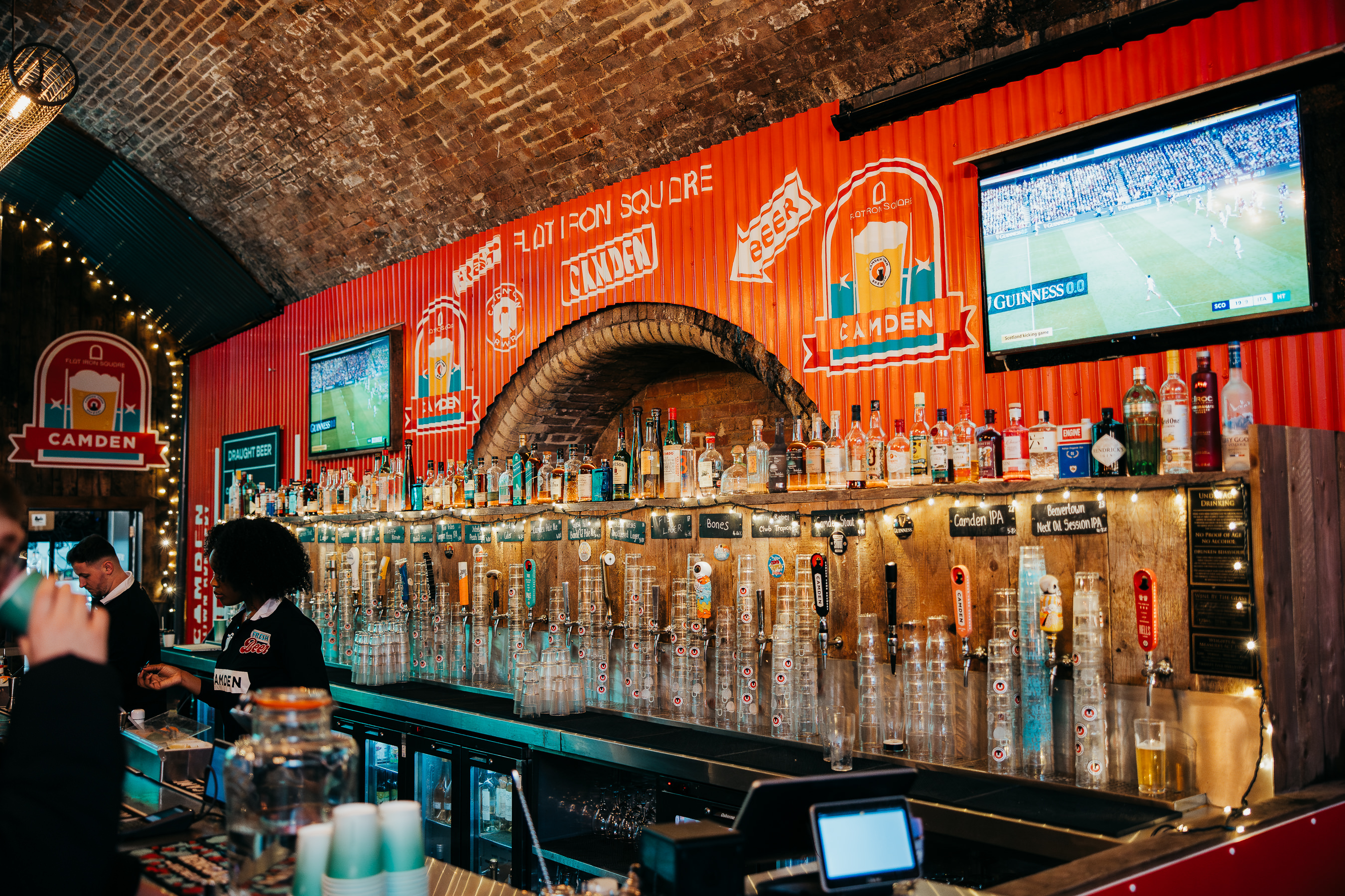 Flat Iron Square - 0a95f50e-6b34-4b49-8be5-31585ff9096b.jpg