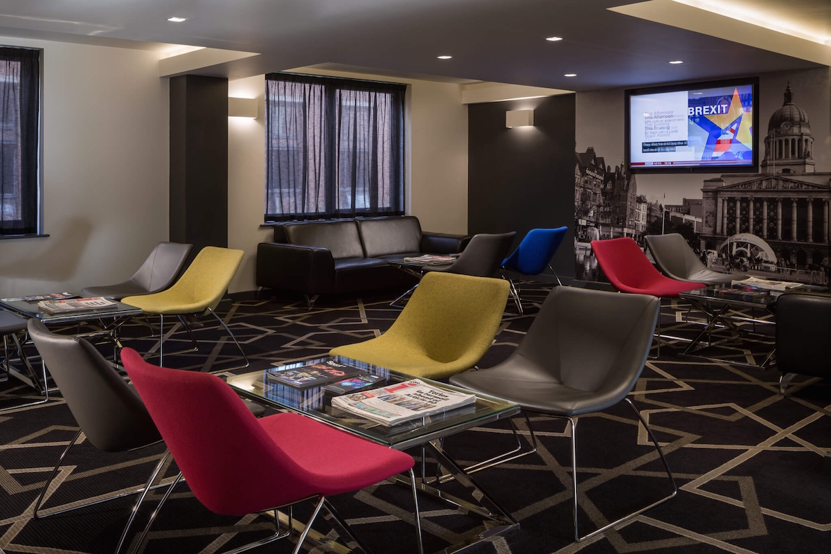 Royal - 1c774c5c-3855-4f67-8672-ac31ebeb26c1.jpeg