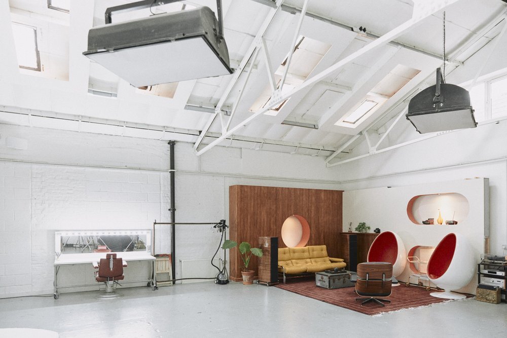 Spacious Whole Venue Stealth with high ceilings for creative meetings and events.