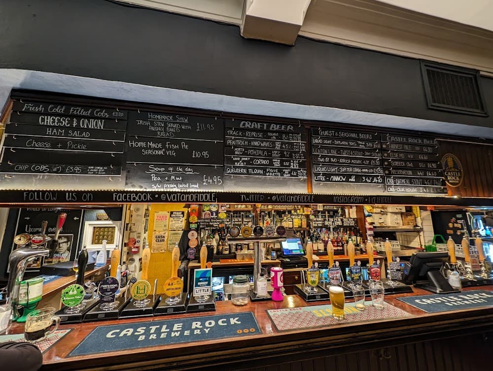 Golding's Room bar menu with craft beers, ideal for events and networking.