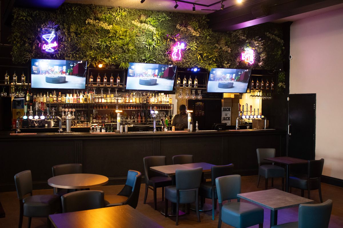 Upstairs Bar Area - e4f0731b-518e-4e1d-815f-15665335f4c4.jpeg