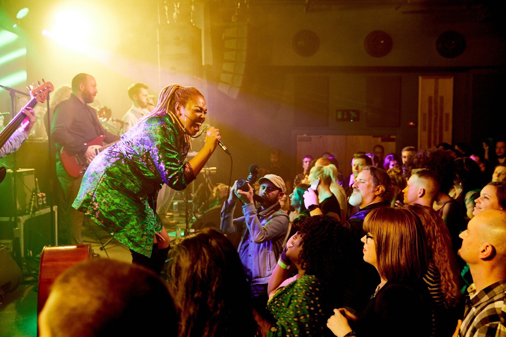 Main Stage at Metronome during dynamic live performance, vibrant lighting, unforgettable events.