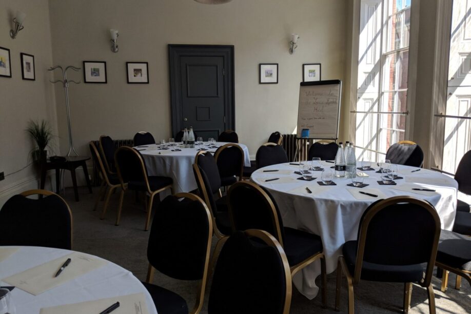 Directors Room - 6e5fbf75-22c1-49aa-86a5-304dc339f0f2.jpeg