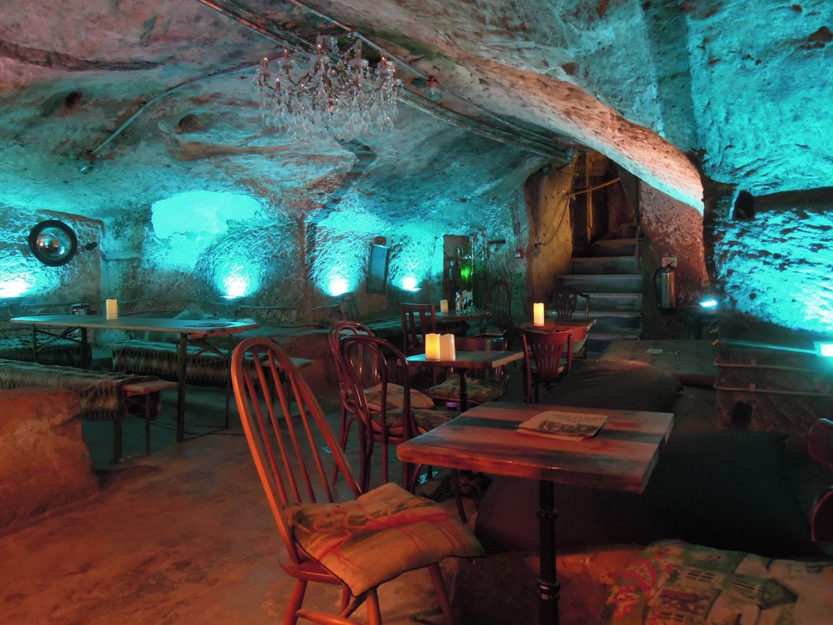 Bell Inn Cave Cellars: rustic event venue, private party, networking