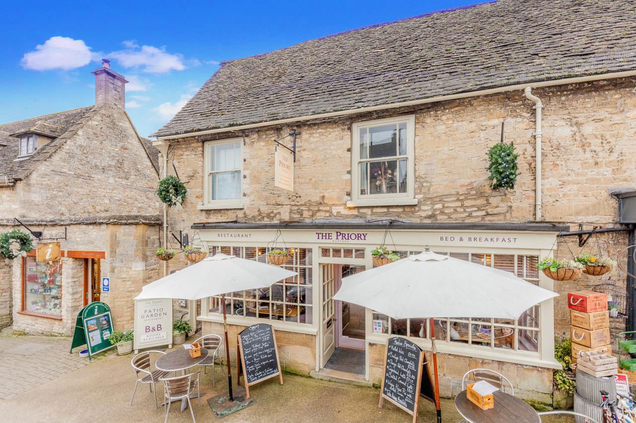Tea Rooms & Garden in The Priory Burford, rustic café ideal for casual networking events.