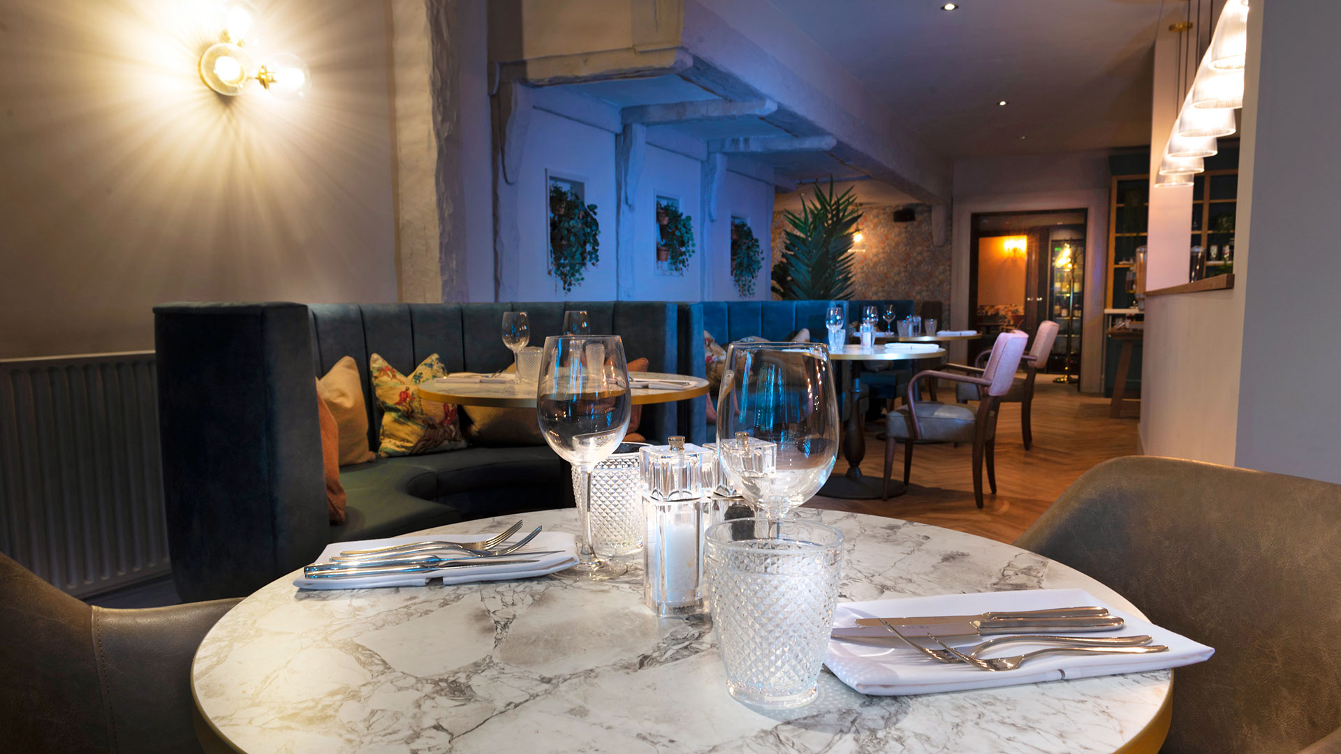 Moat Suite - 99aae51b-67fb-4ee2-b590-65ba8cc6f71d.jpeg