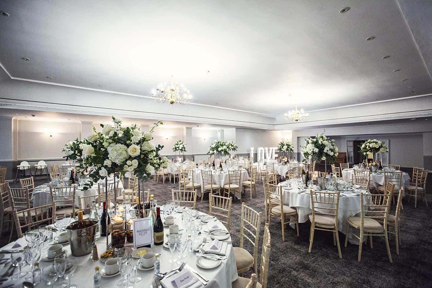 Moat Suite - e781cc9b-df3f-4b44-b01f-a861410c48b9.jpeg