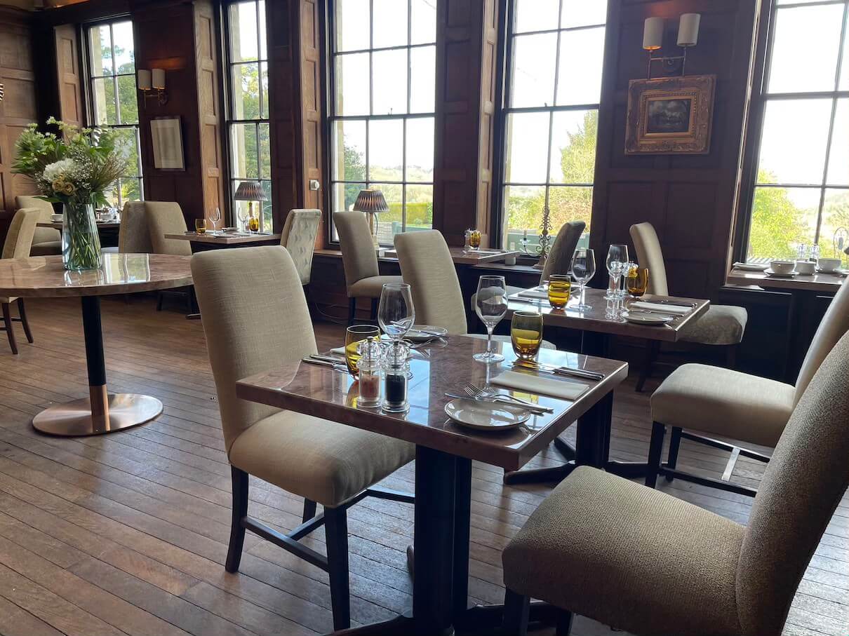 Oak Room - a7aa9832-098c-48ef-9d1e-9153c2dea8ed.jpeg