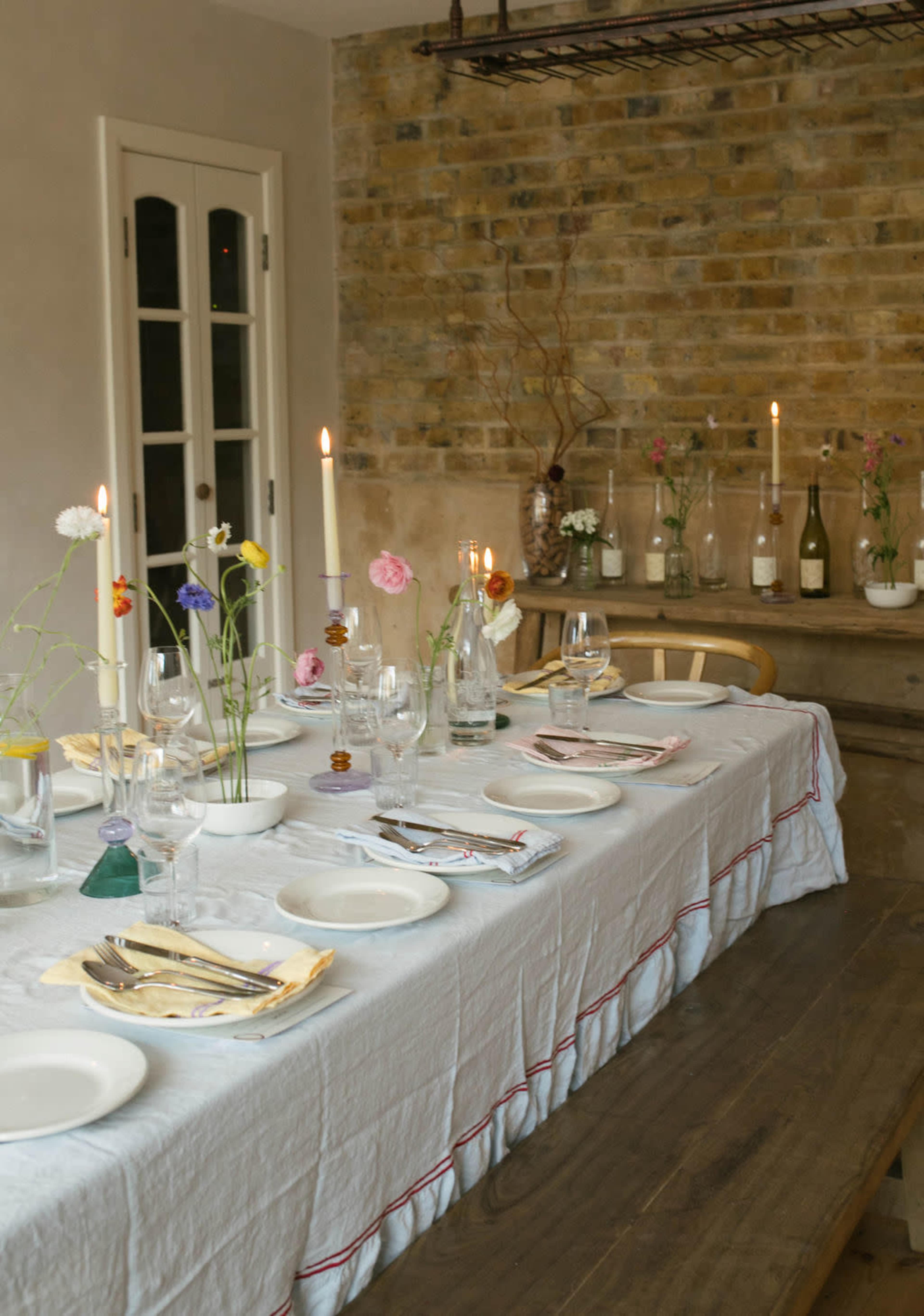 Henley Room - e4e81bc5-0b9d-4794-93cf-d255ac3d388a.jpeg