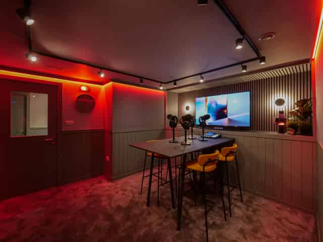 Podcast Room