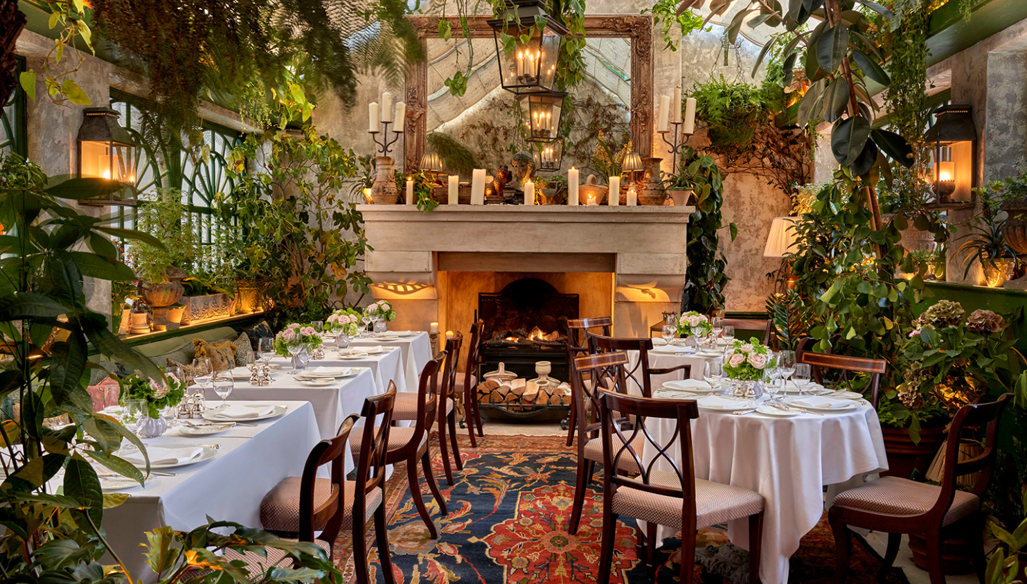 High-end private dining room with fireplace for luxury events and corporate gatherings.