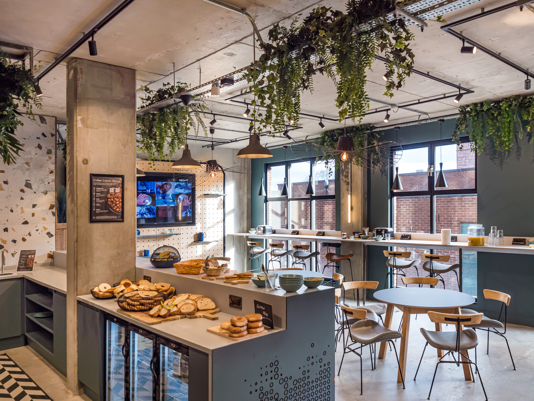 Modern meeting space at The Observatory, perfect for events and networking.