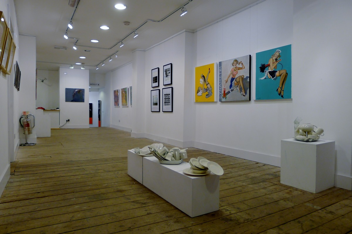 Contemporary art gallery with vibrant artwork for events, exhibitions, and workshops.