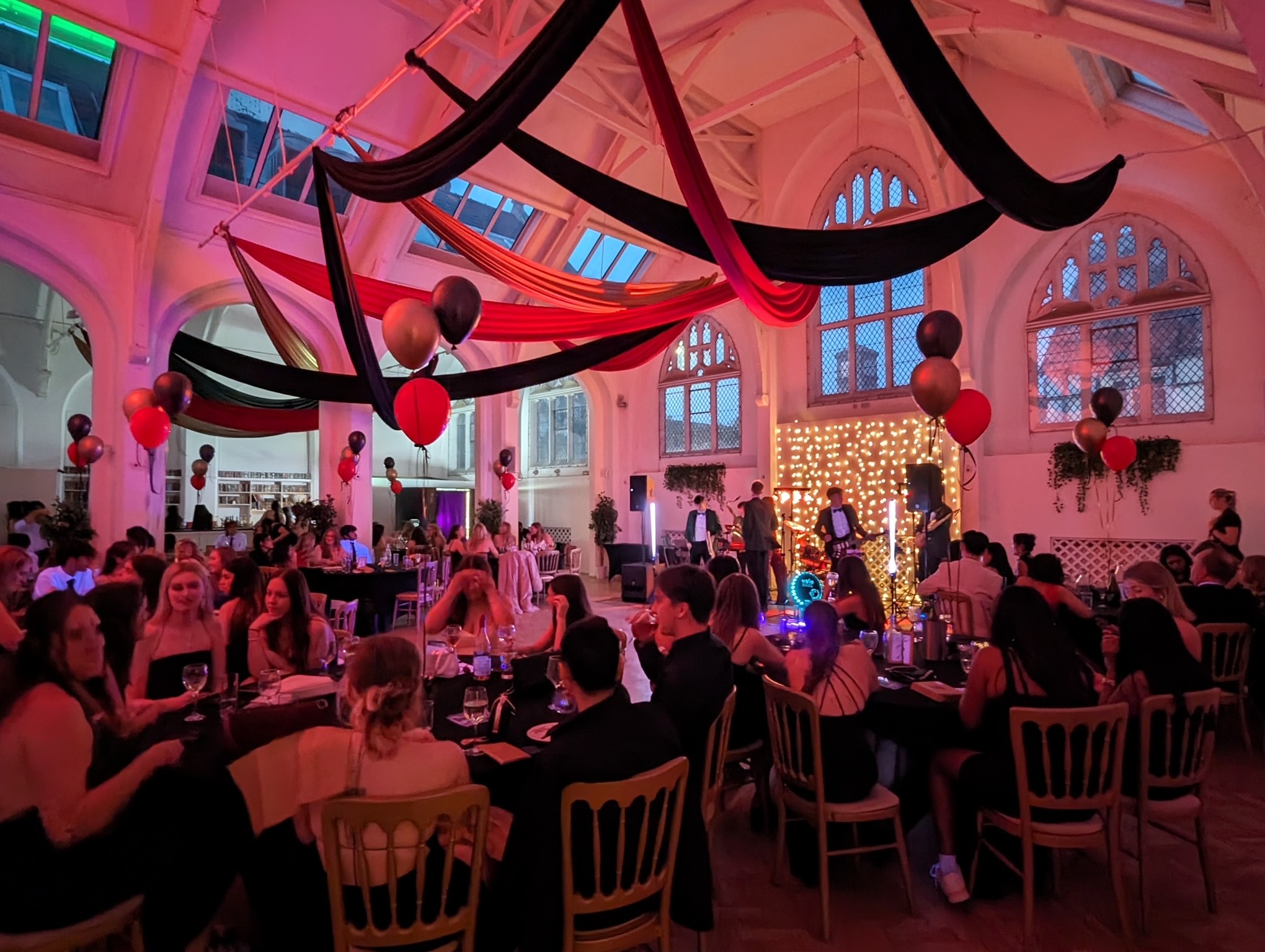 Main Room - a9f998f5-a092-4800-9107-45a73656ae61.jpg