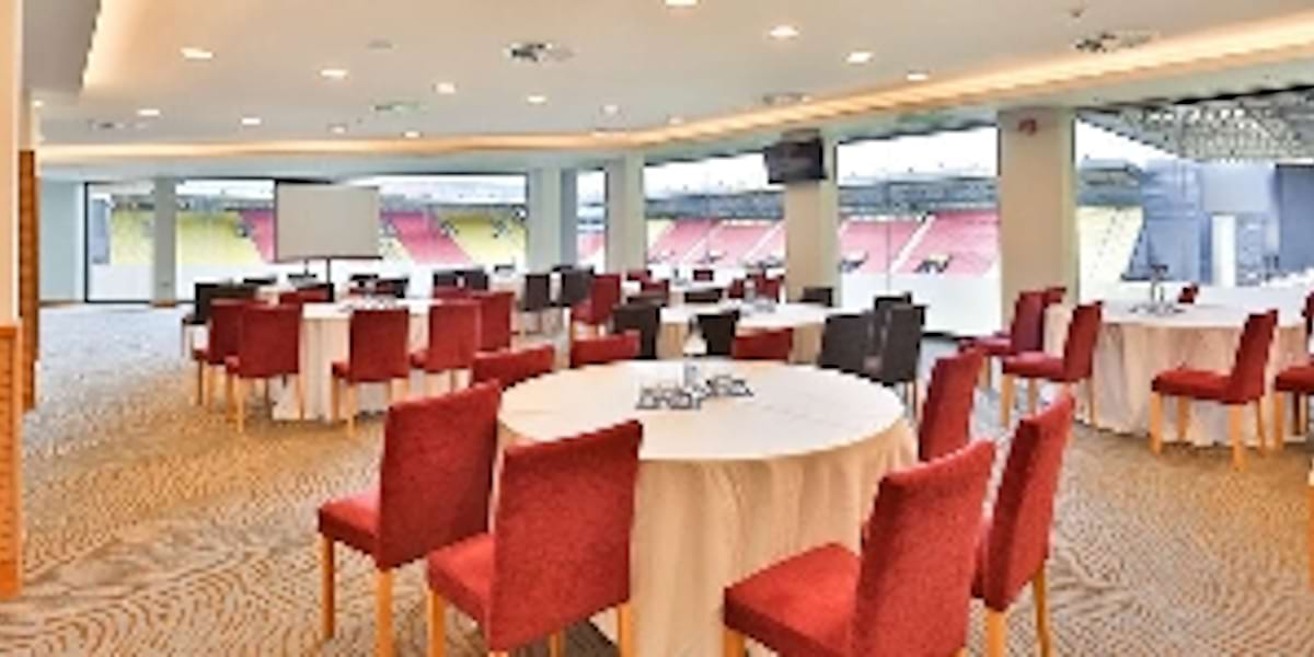 The View - 2433e1e8-6b76-4f26-8229-1dabef823e37.jpeg