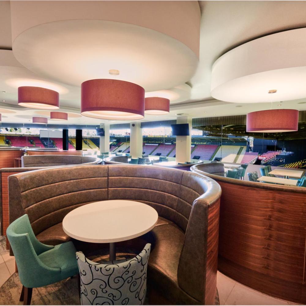 The View - eae67b77-f795-40f6-bf31-0ef10811869d.jpeg