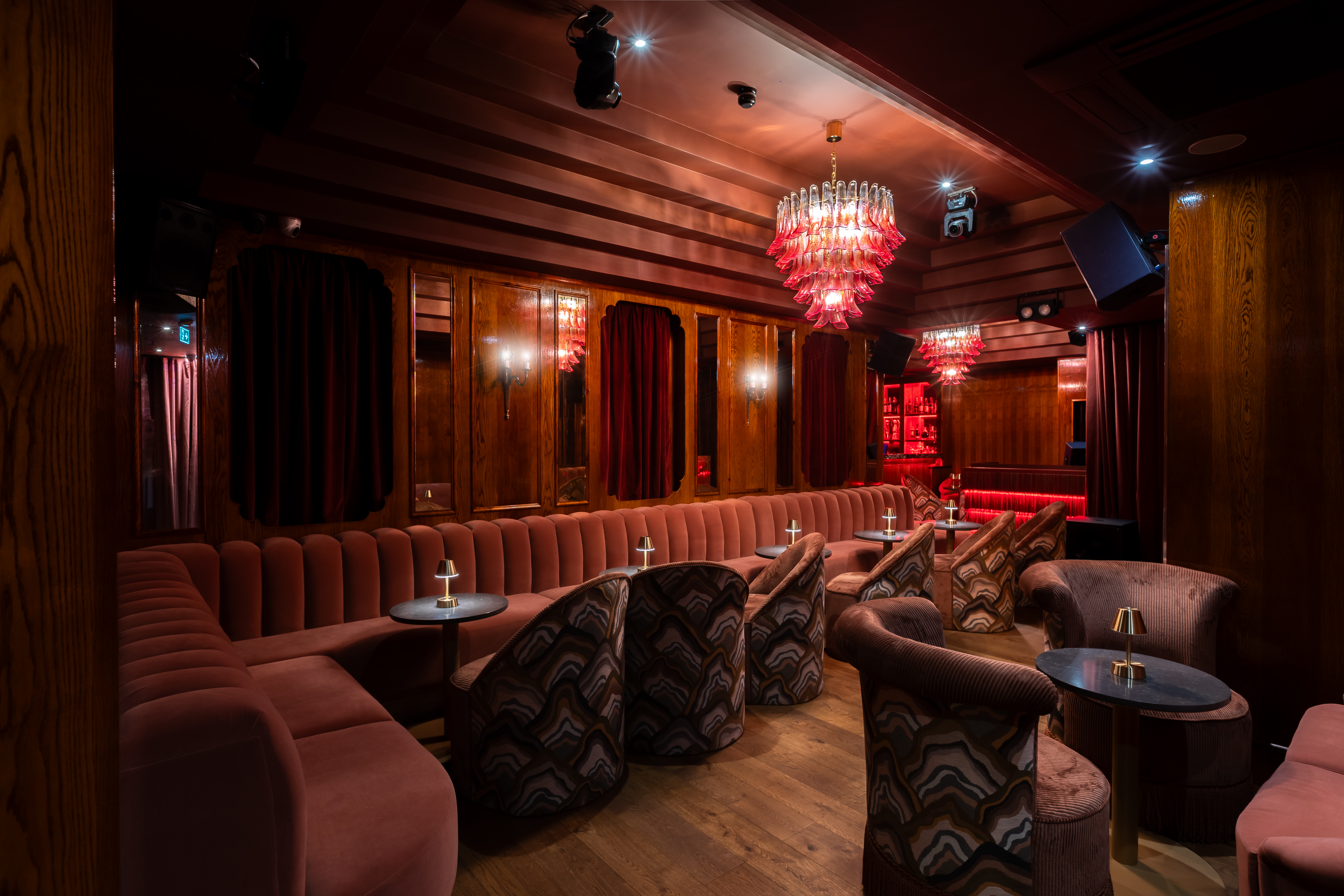 Intimate meeting space with plush seating in Selene Nightclub for exclusive events.