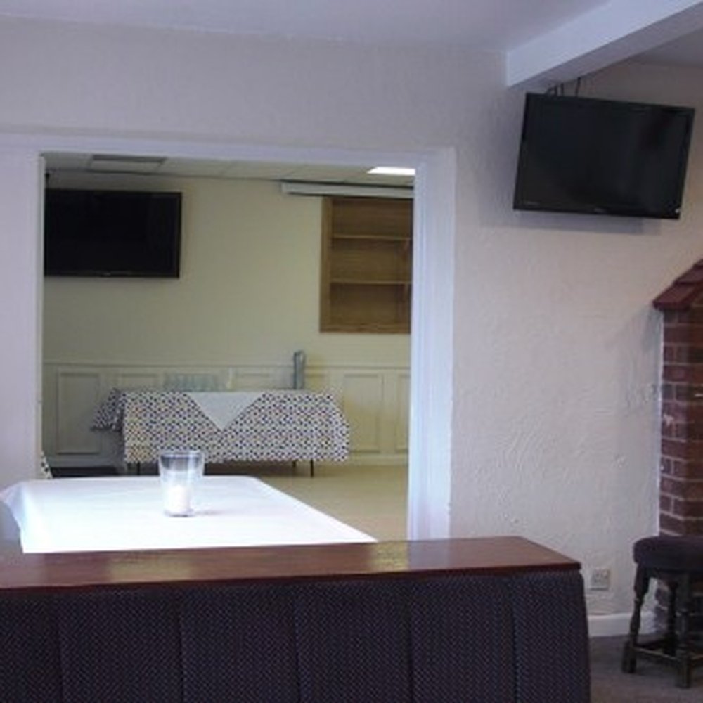 FRIENDLY Studio - 7009a8bd-b9a3-4f2b-a51f-6714a4a335d4.jpeg