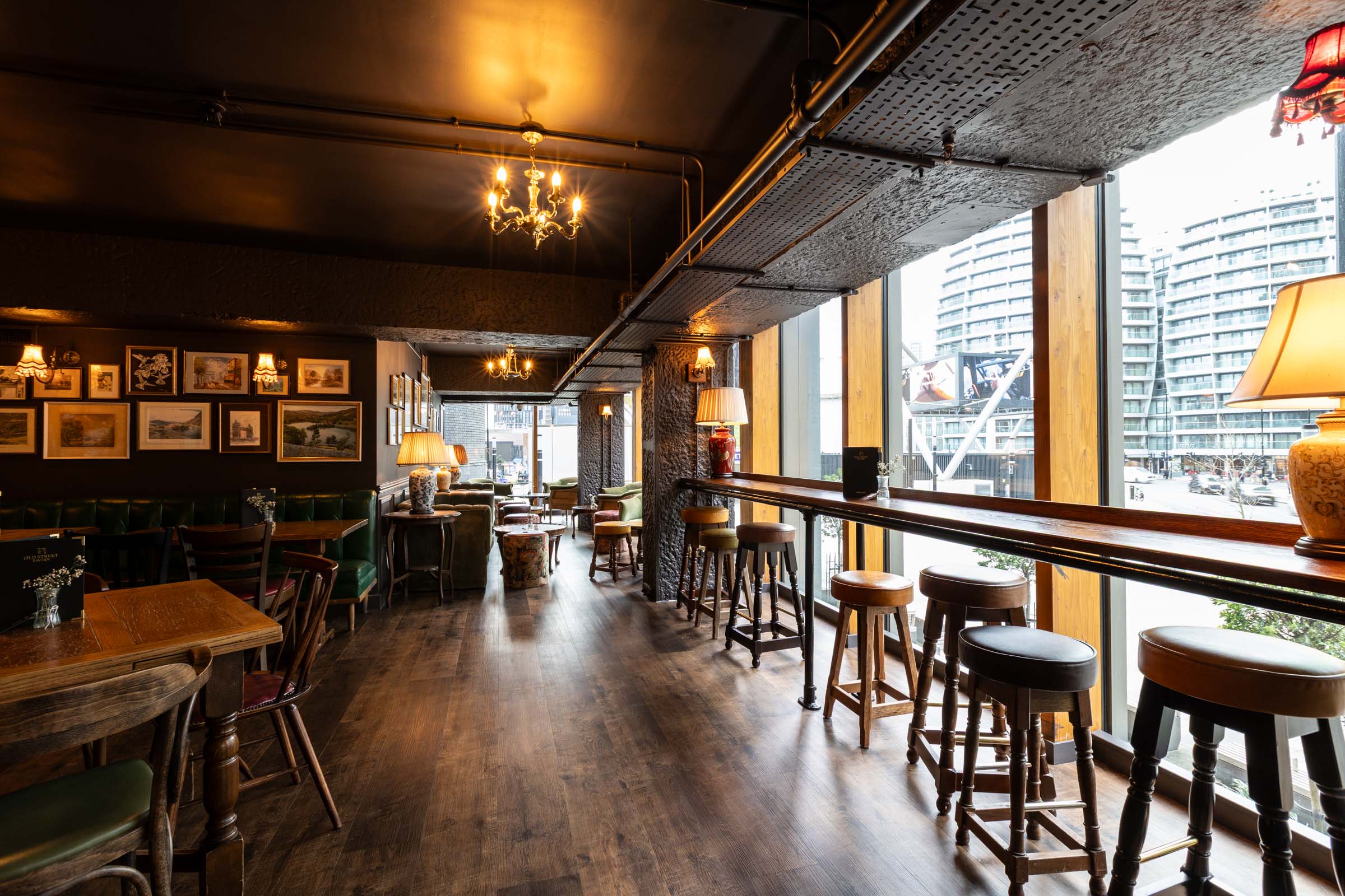 Old Street Tavern venue hire: versatile space for networking receptions and team breakout sessions.