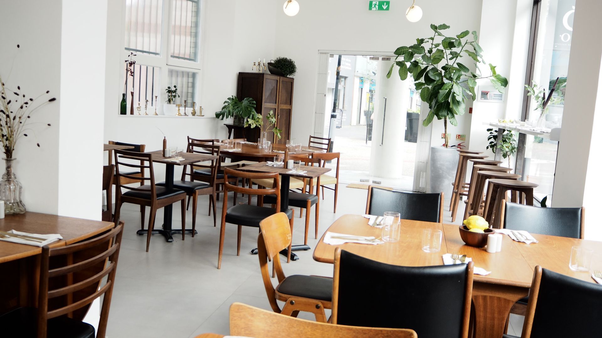 Exclusive Restaurant - 78310e6e-75dc-4590-8de5-a21984cf752f.jpeg