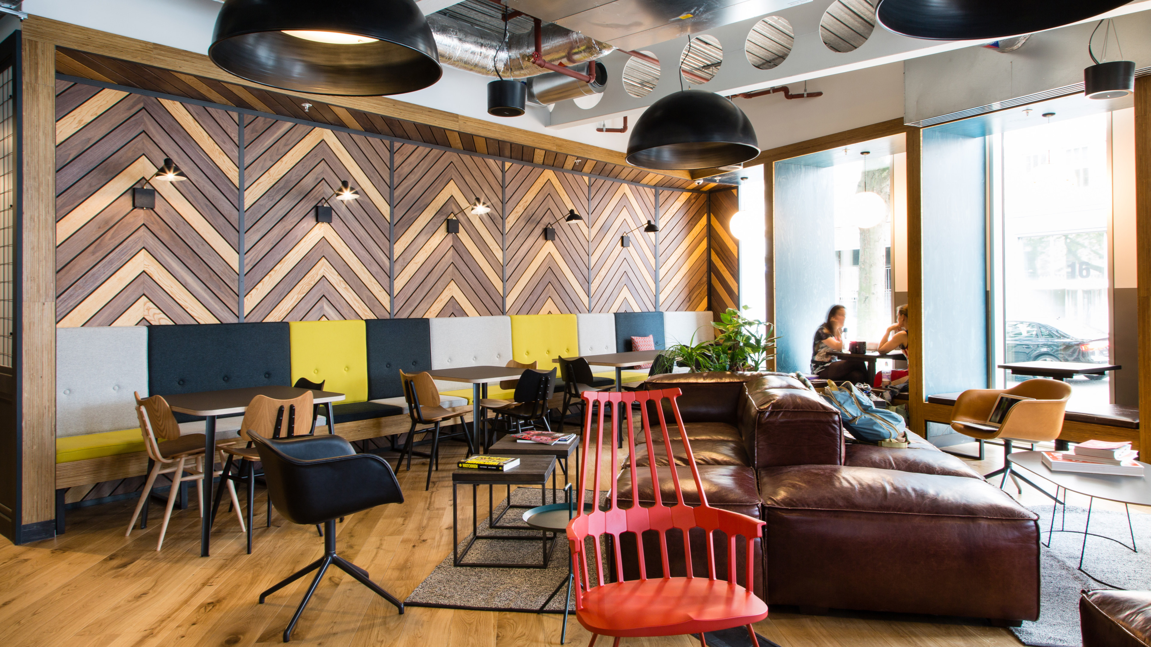 WeWork meeting room, modern coworking, event space