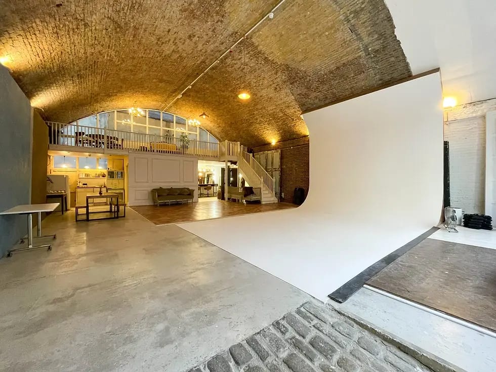 Entire Venue - 19f8de2c-d58c-4f10-8b56-ba826ba62f9c.jpg