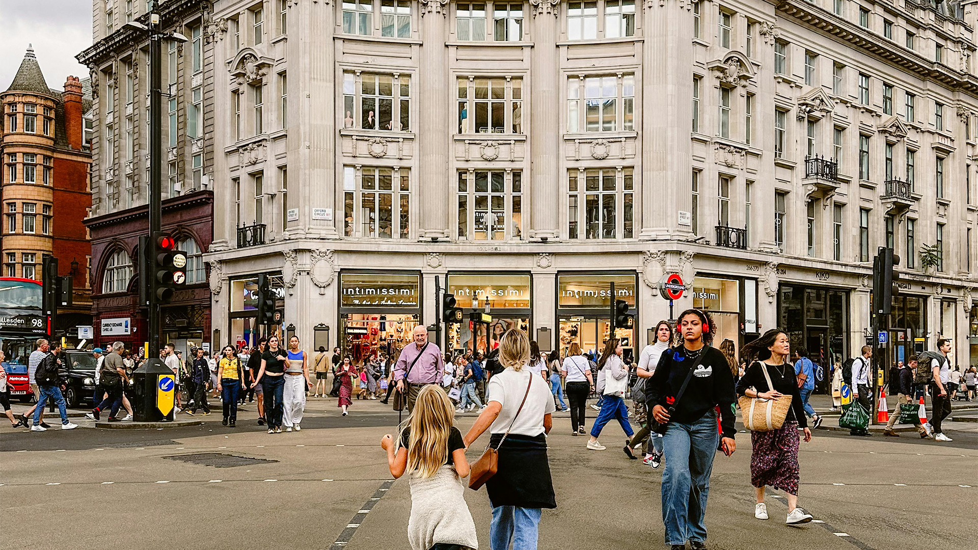 Street Level - 4902dfa7-6d70-44da-b47f-c7defa70f378.jpeg