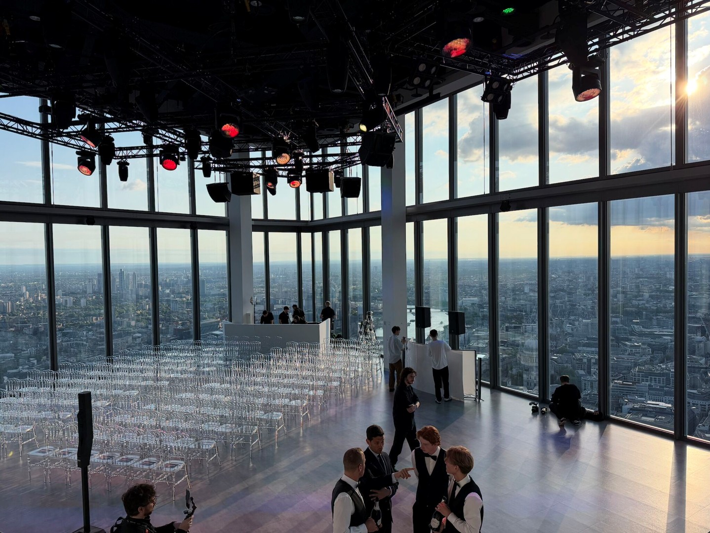 Horizon 22 panel event: city view stage