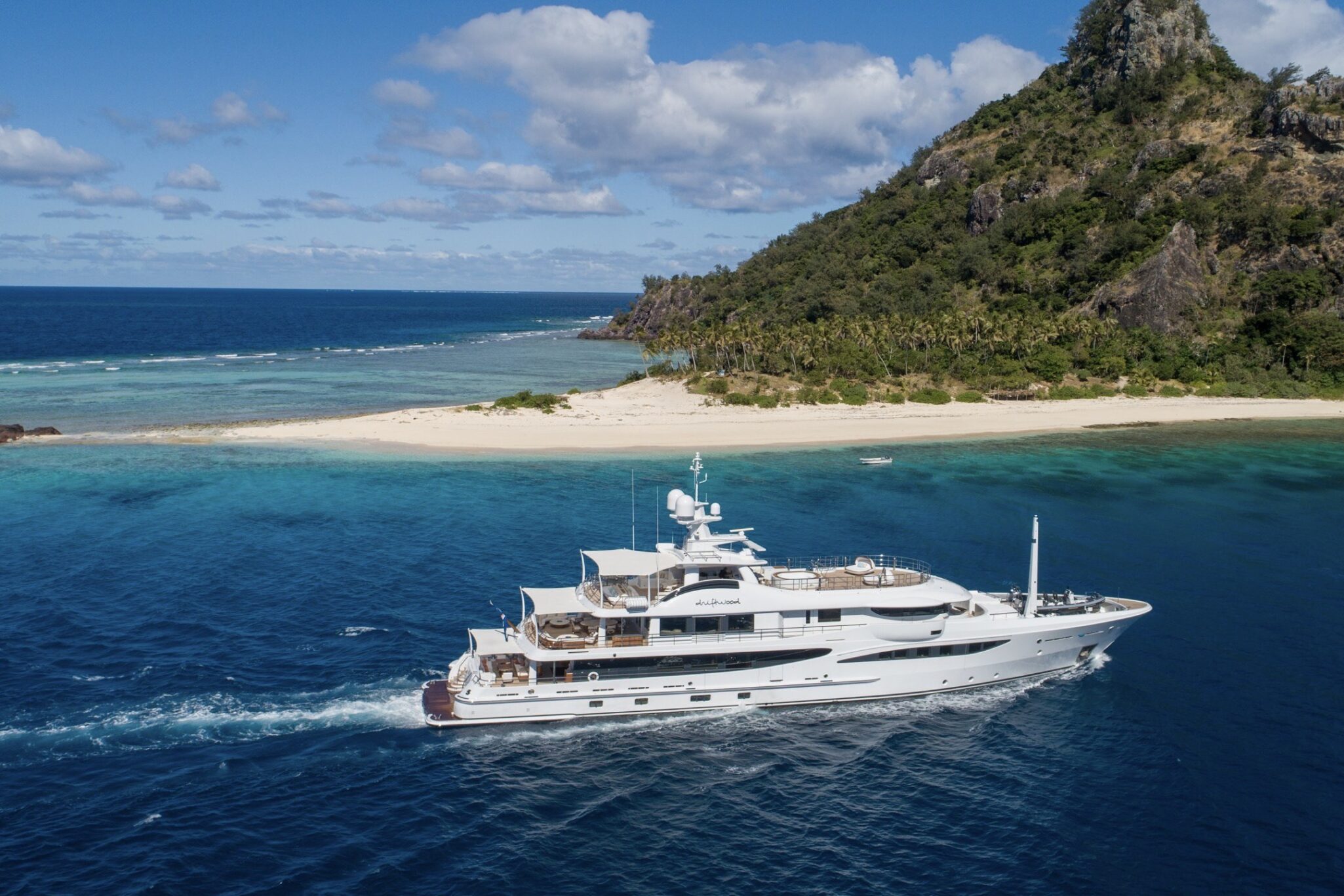 Entire Yacht - 57029026-e39a-4589-9474-87d04b703e37.jpeg