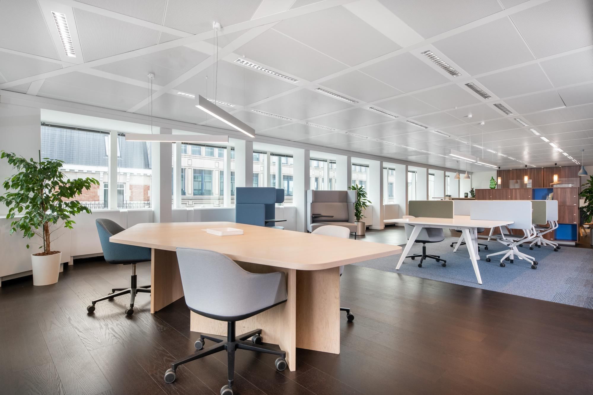 Camden Training Suite, modern workspace, meeting event