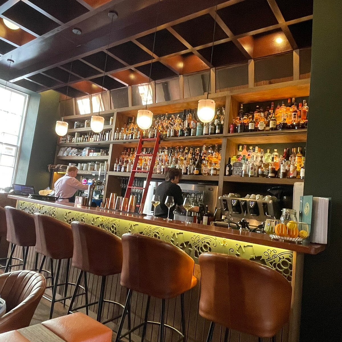 Cask & Vine bar, networking event, cocktail reception