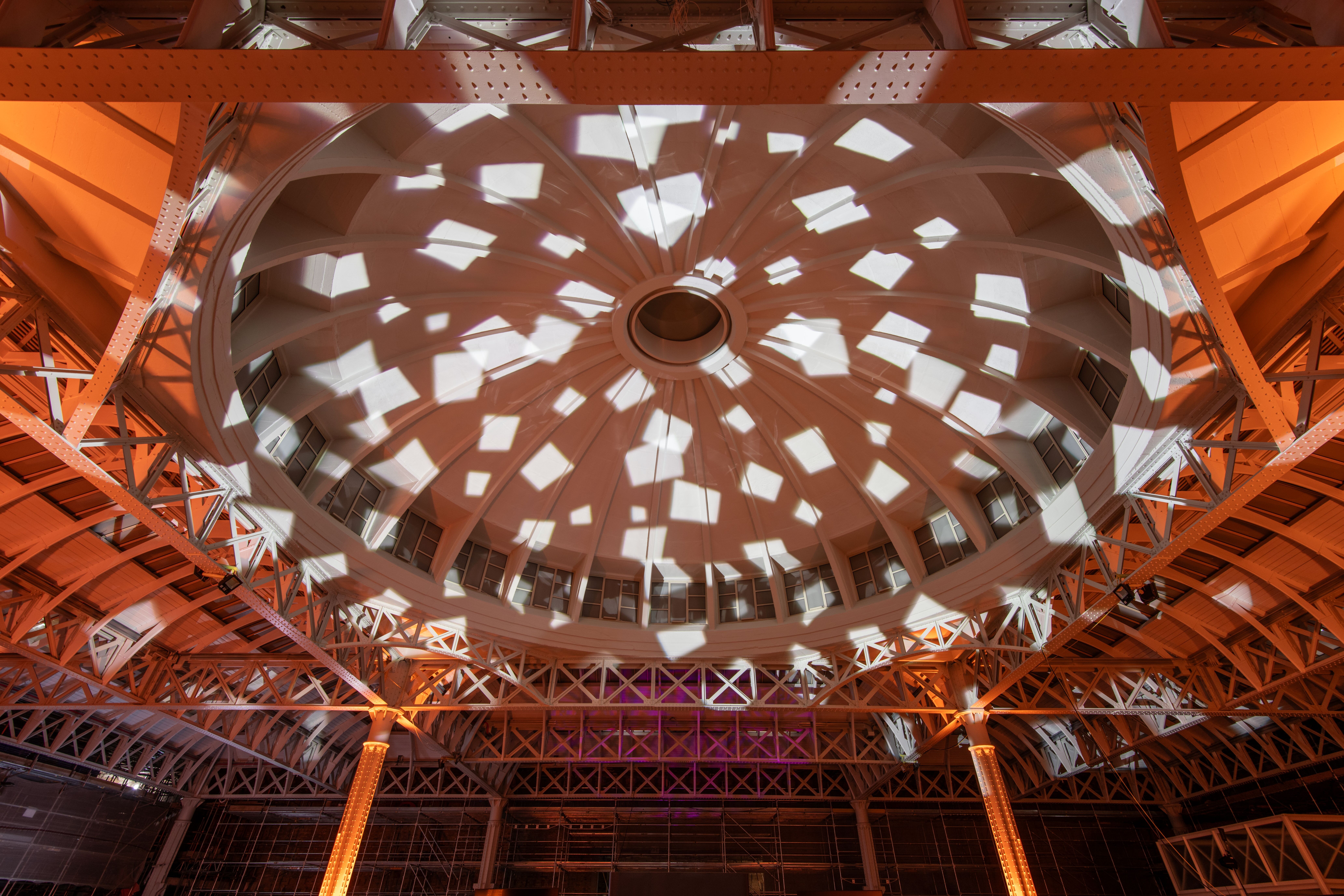 London museum dome event projection mapping