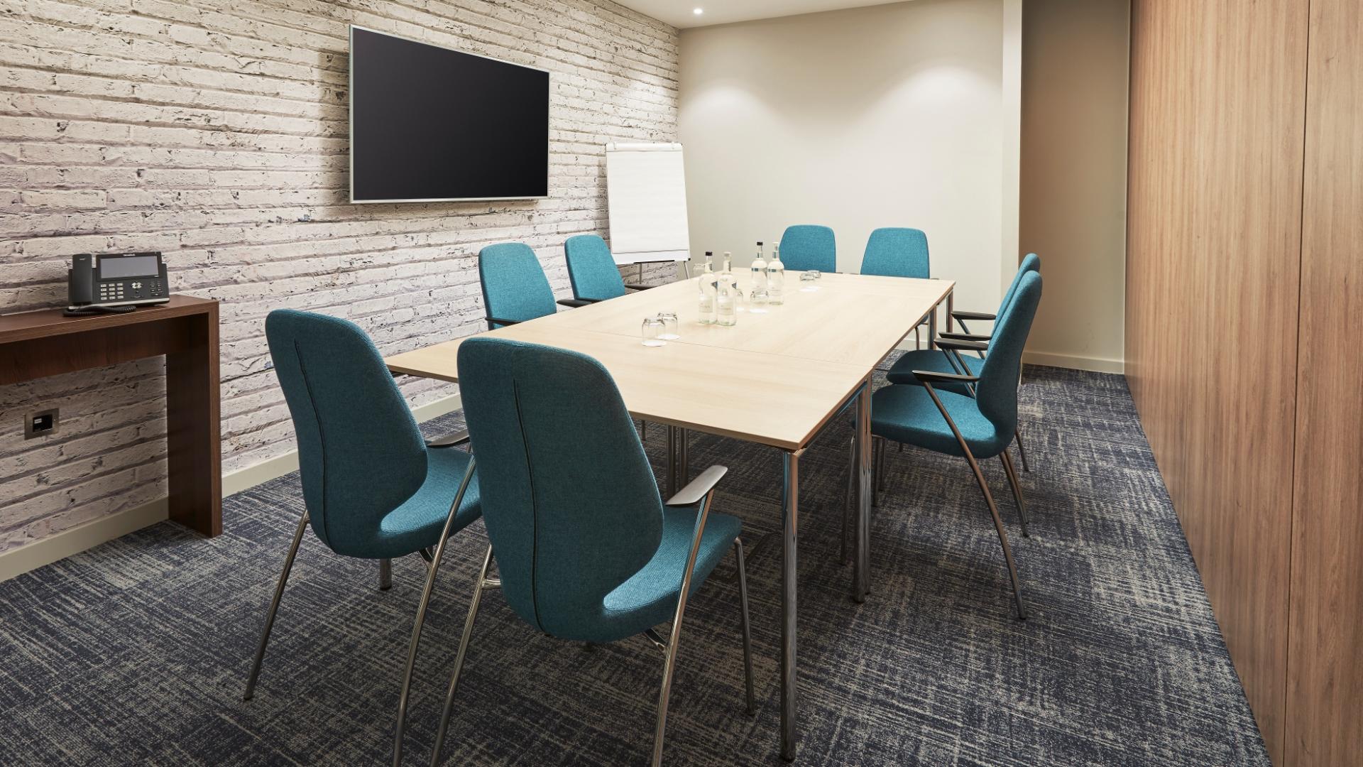 Lucky 8 Hotel meeting room, modern, AV, board meeting, presentation