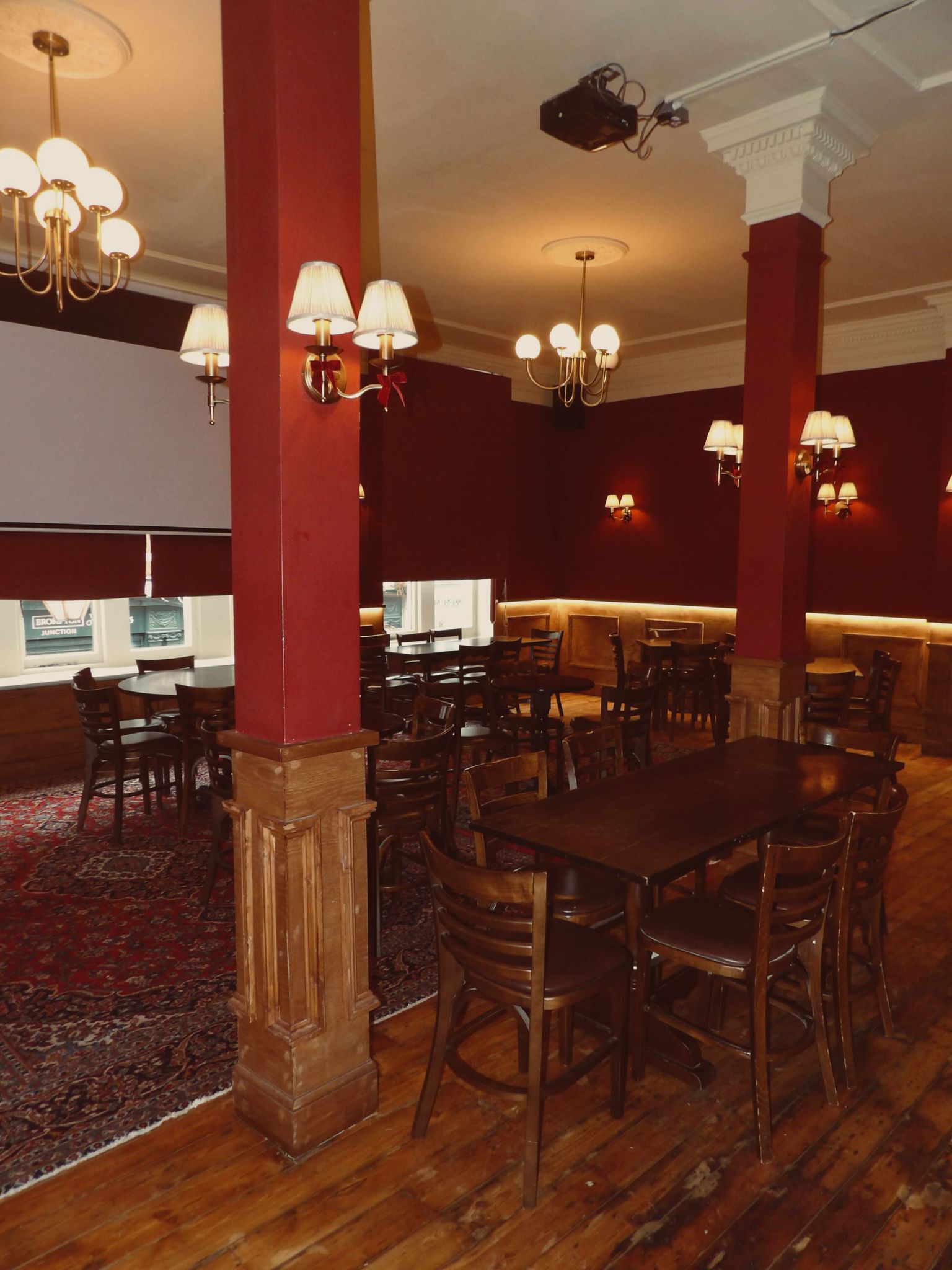 The Bull & Egret - image 4