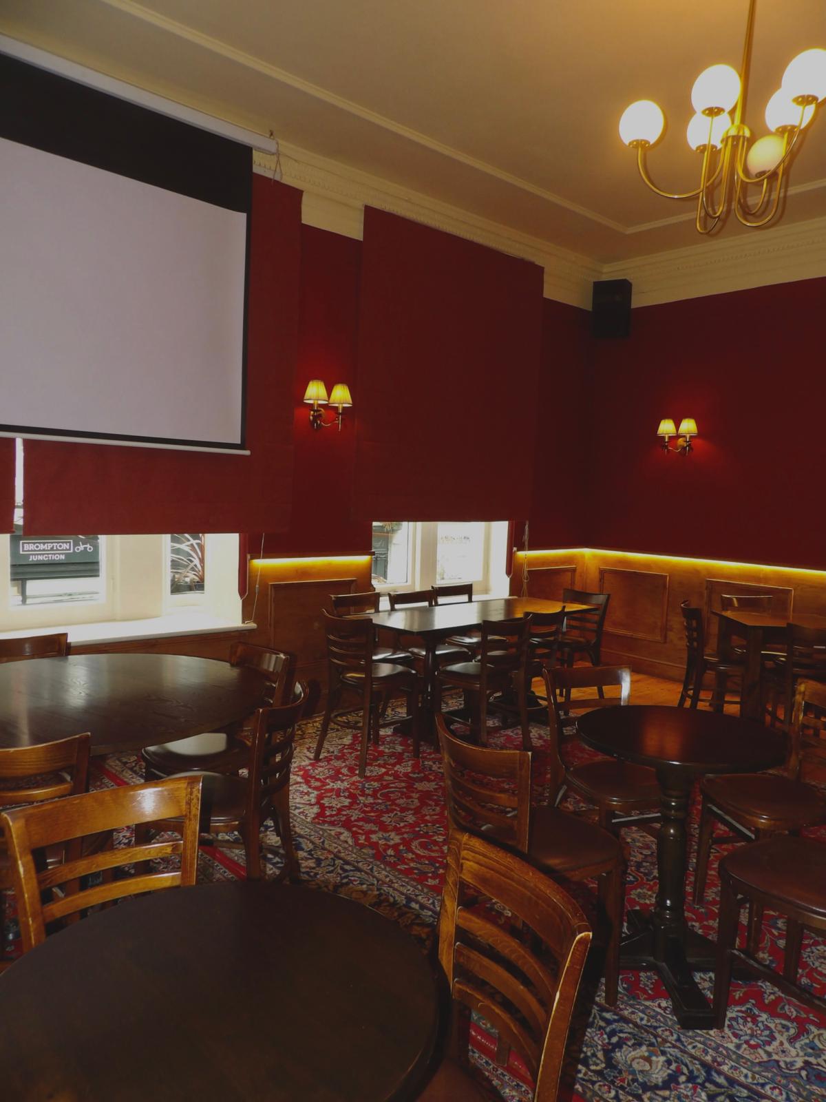 The Bull & Egret - image 6