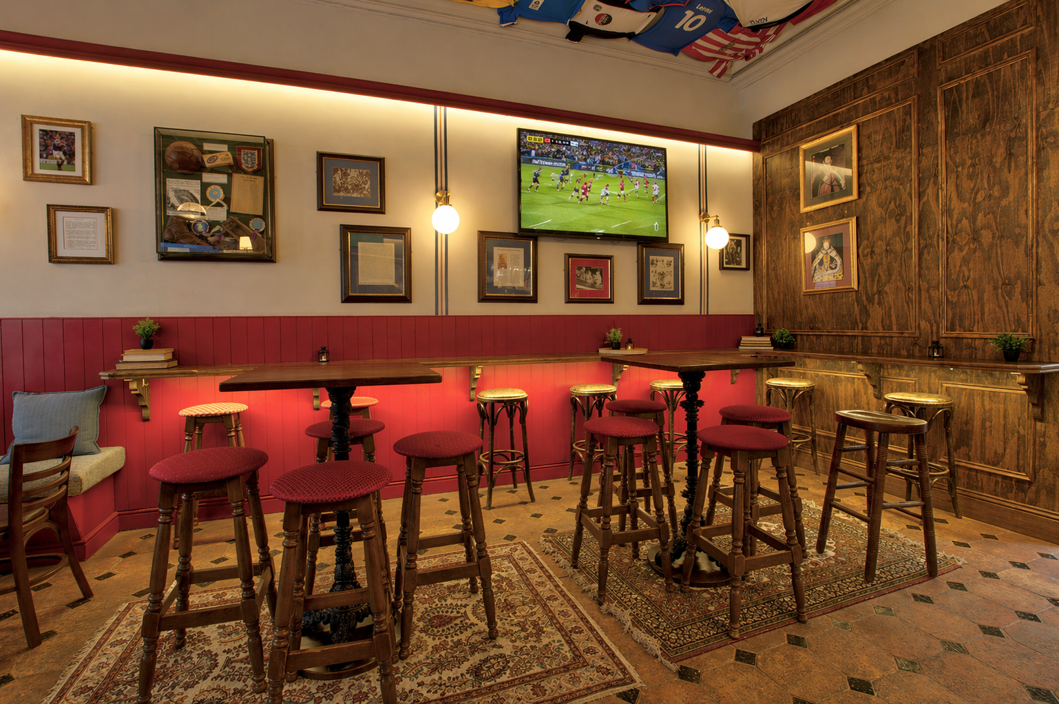 The Bull & Egret - image 5