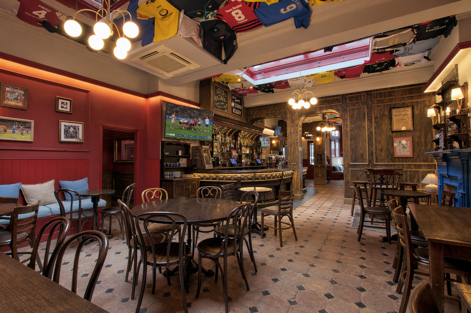 The Bull & Egret - image 7