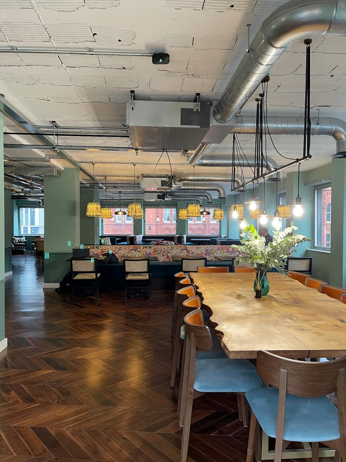 Industrial chic event space London Bridge, flexible seating, workshops.