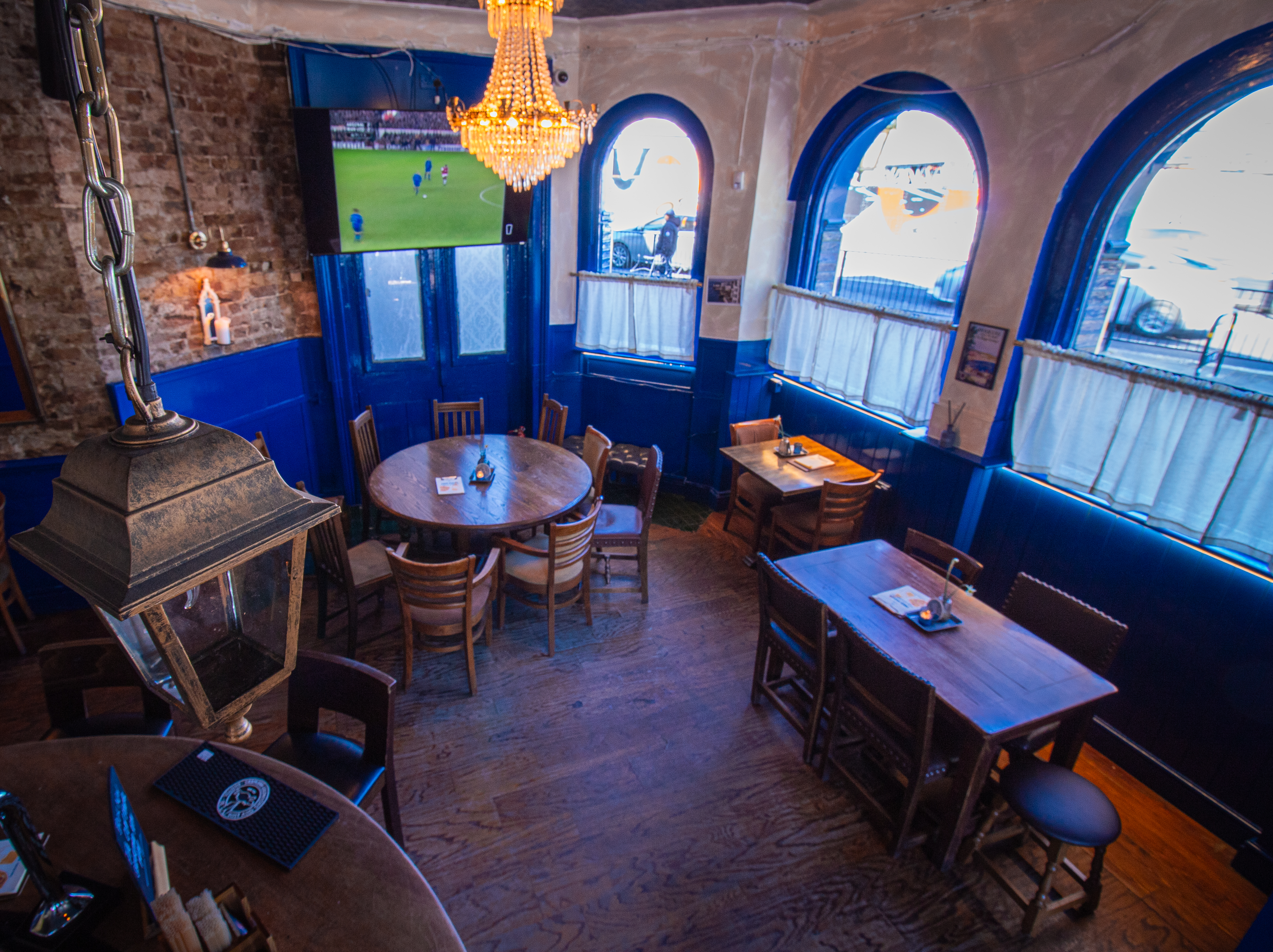 The Lock & Lantern - image 3